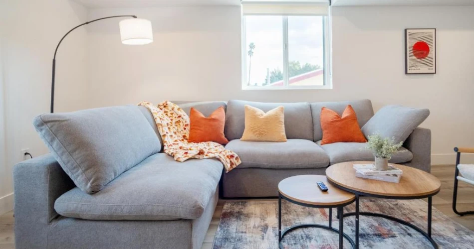 Hotels Near USC with Good Breakfast & Wi-Fi – Top Picks for Comfort & Savings